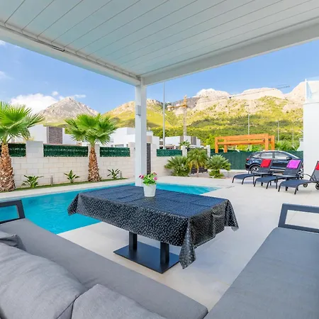 Villa Jade